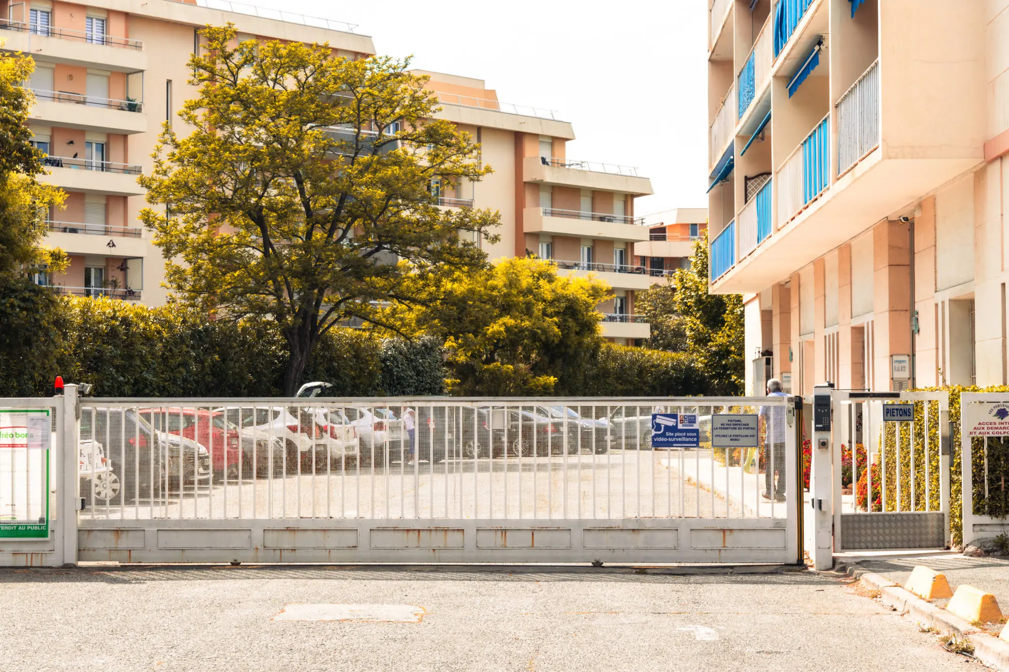 Le sunset appartement vacances avec parking Fréjus Plage