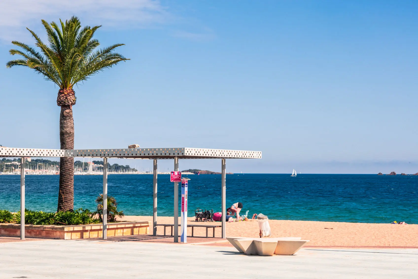 Image de la baie fréjus,shooting par Jenny Dubois agence Peloola.com Saint-Raphaël