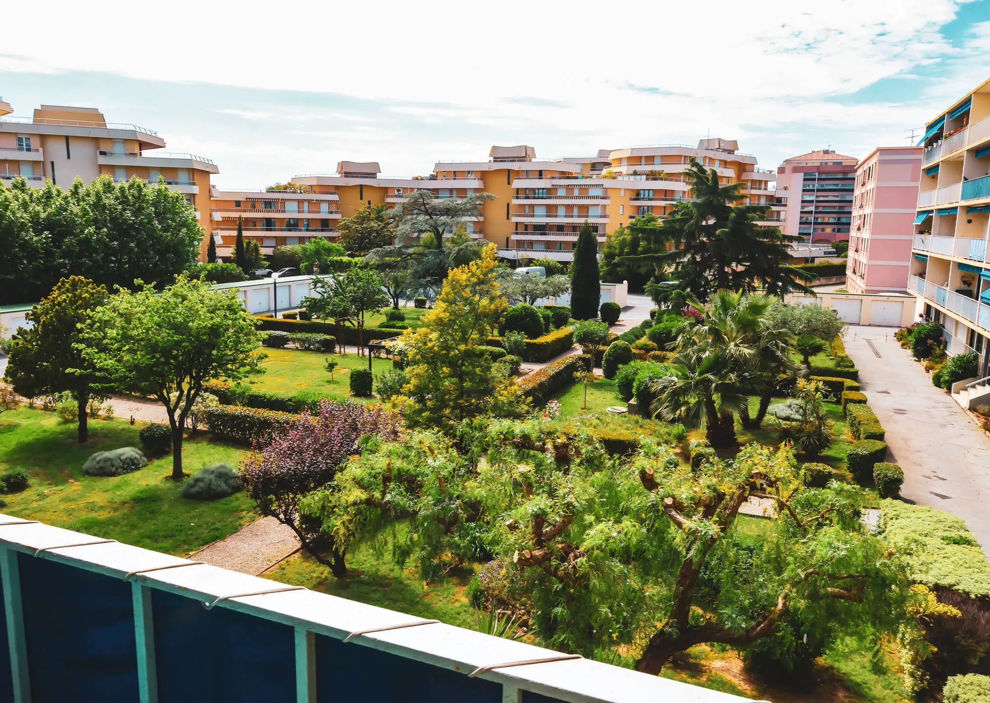 Appartement vacances avec balcon vue sur parc